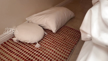 Je partage volontiers mon lit avec la copine sexy de ma sœur si je sens que j'ai une chance de la baiser Thumb